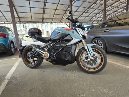 Синий Зеро SR/F, объемом двигателя 0 л и пробегом 12 тыс. км за 12000 $, фото 1 на Automoto.ua