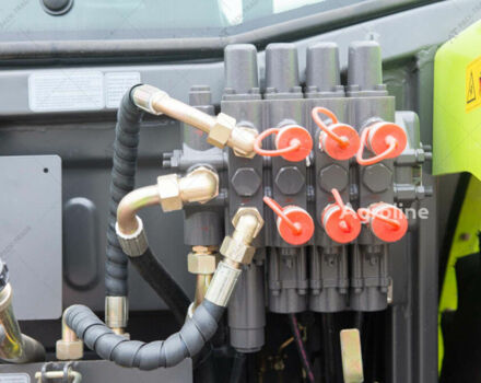 Зумлион Другая, объемом двигателя 0 л и пробегом 0 тыс. км за 1645140 $, фото 23 на Automoto.ua