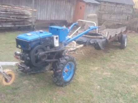 Зубр 12 2020 у Калуше на Automoto.ua Синій Зубр 12, об'ємом двигуна 0 л та пробігом 0 тис. км за 1500 $, фото 1 на Automoto.ua