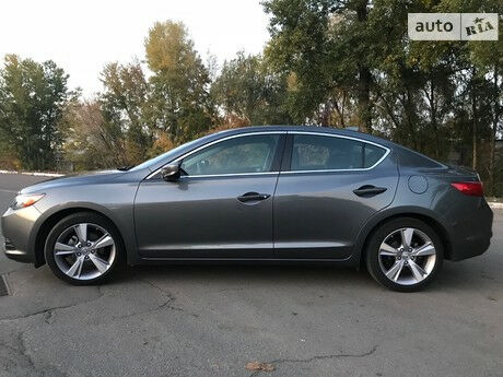 Acura ILX 2012 року