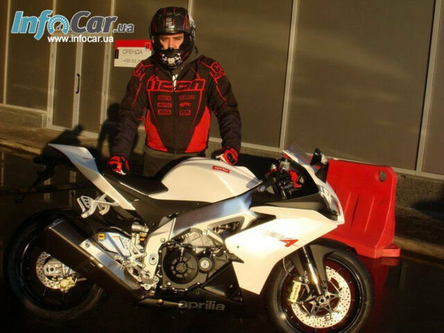 Aprilia RSV 2012 року