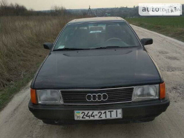 Audi 100 1989 года