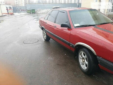 Audi 100 1990 року