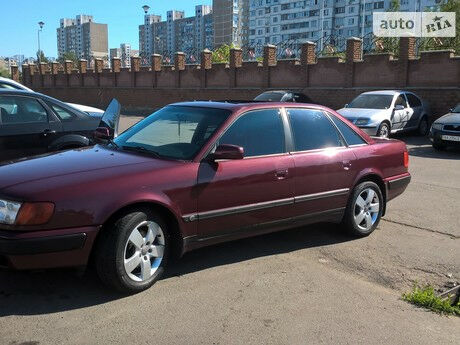 Audi 100 1989 года