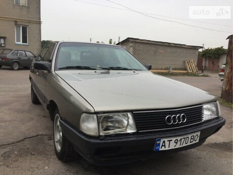 Audi 100 1989 року