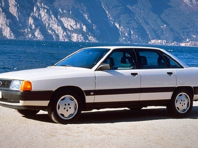 Audi 100 1988 года