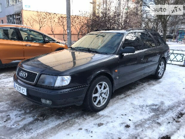 Audi 100 1993 года