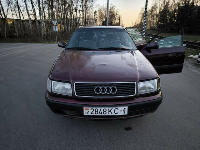 Audi 100 1992 року