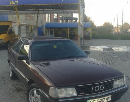 Audi 100 1990 року