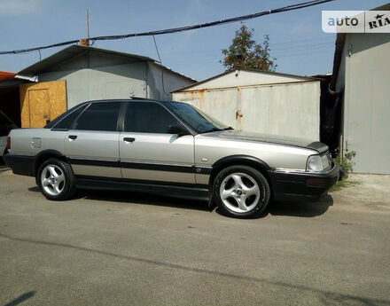 Audi 100 1987 года