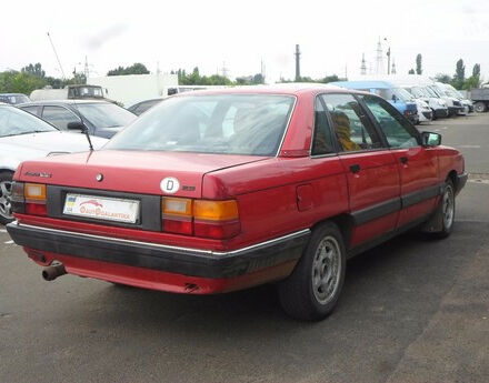 Audi 100 1992 года