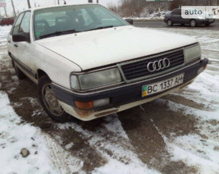 Audi 200 1986 року