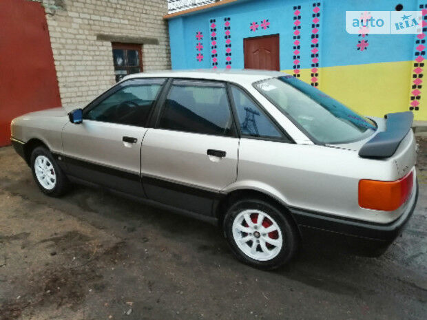 Audi 80 1988 года