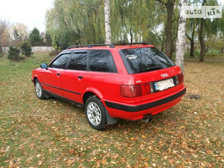 Ауди 80 1993 года Audi 80 1993 года