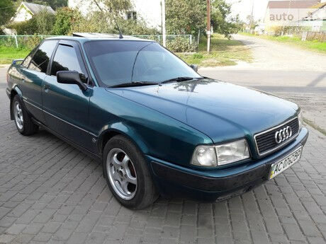 Ауди 80 1992 года Audi 80 1992 года