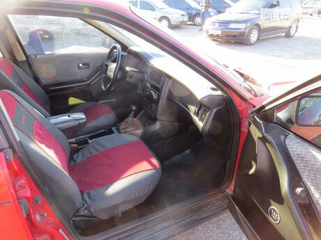 Ауди 80 1991 года Audi 80 1991 года