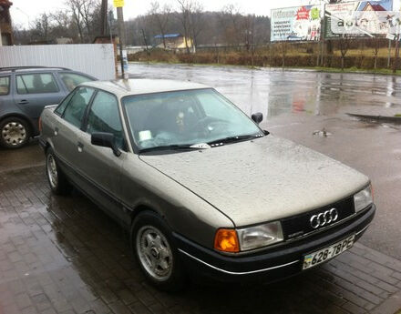 Audi 80 1990 року