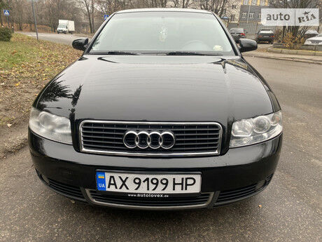 Ауди А4 2002 года Audi A4 2002 года