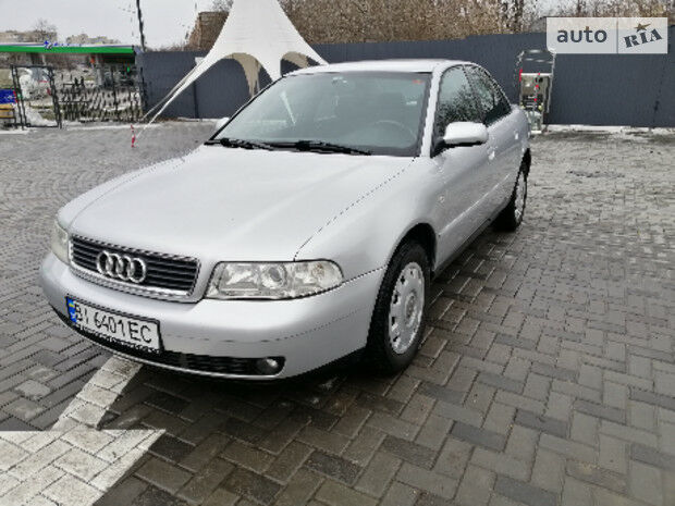 Audi A4 2000 года