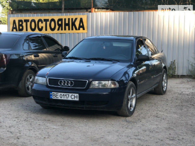 Audi A4 1995 года