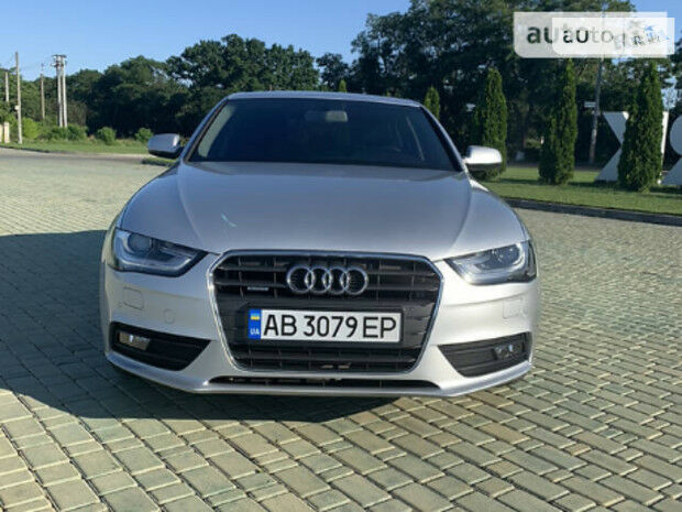 Audi A4 2012 року