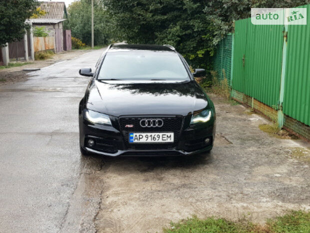 Ауди А4 2010 года Audi A4 2010 года