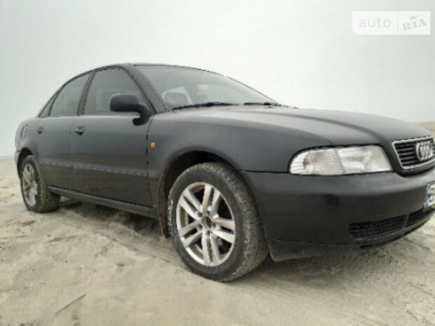 Audi A4 1999 года