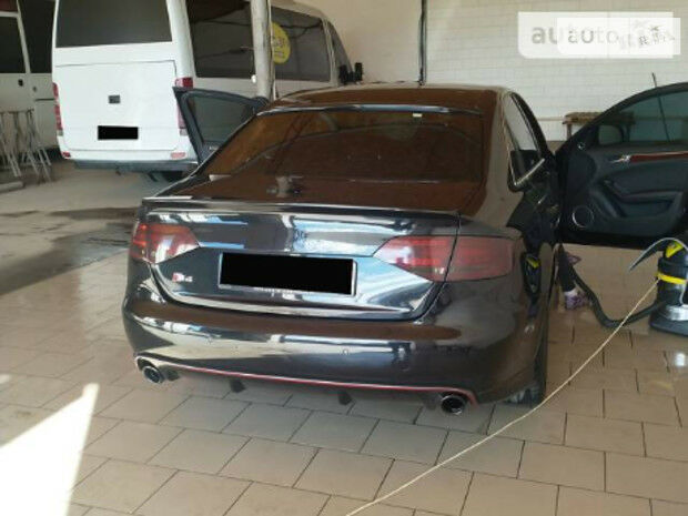 Audi A4 2008 года