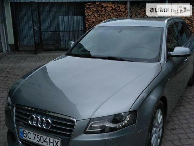 Audi A4 2010 года