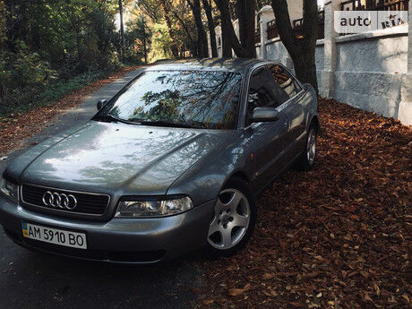 Ауди А4 1998 года Audi A4 1998 года