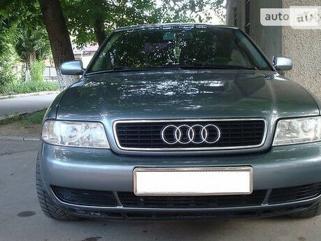 Audi A4 1997 года