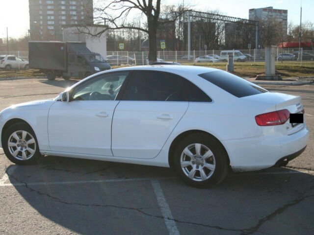 Audi A4 2011 року