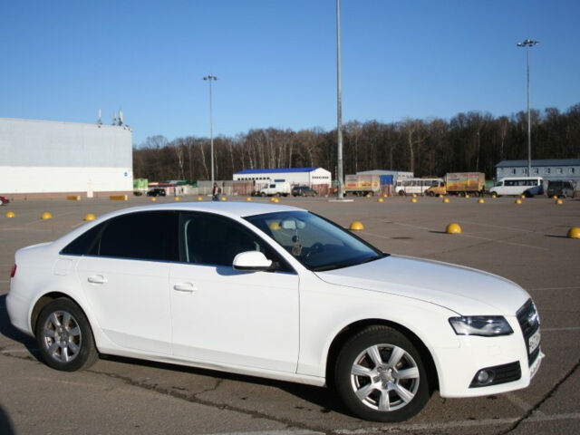 Audi A4 2011 року