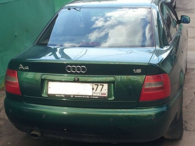 Audi A4 1998 года