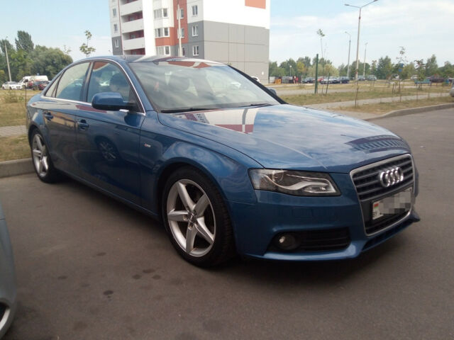 Audi A4 2010 року