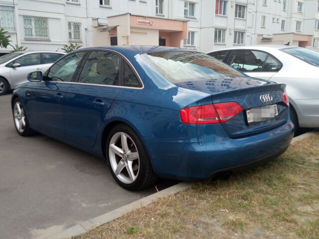 Audi A4 2010 года