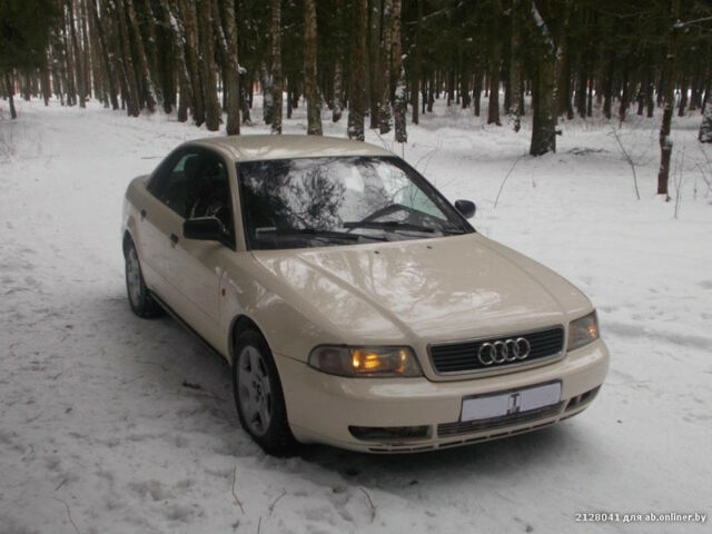 Audi A4 1996 года