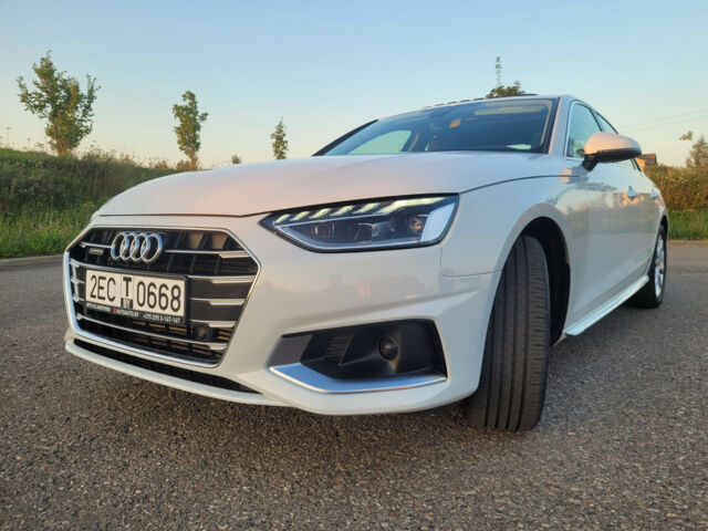 Audi A4 2021 року