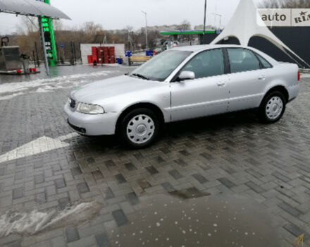 Audi A4 2000 року