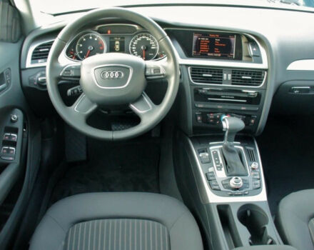 Audi A4 2012 року - Фото 2 автомобіля