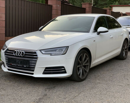 Audi A4 2015 года