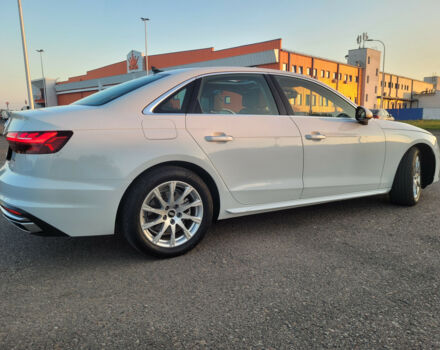 Audi A4 2021 року - Фото 7 автомобіля