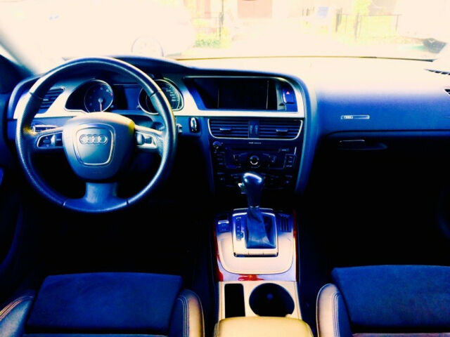 Audi A5 2010 года