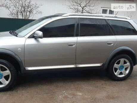Ауди А6 Олроуд 2002 року Audi A6 Allroad 2002 року