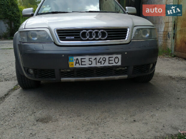 Audi A6 Allroad 2002 года