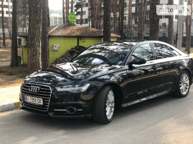 Audi A6 2015 года