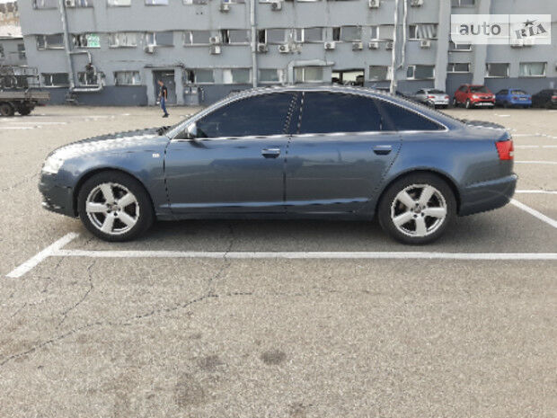 Ауди А6 2006 року Audi A6 2006 року