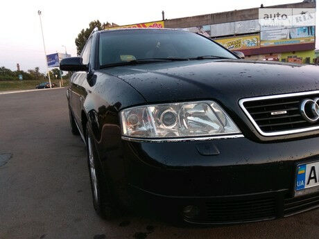 Ауди А6 2000 року Audi A6 2000 року