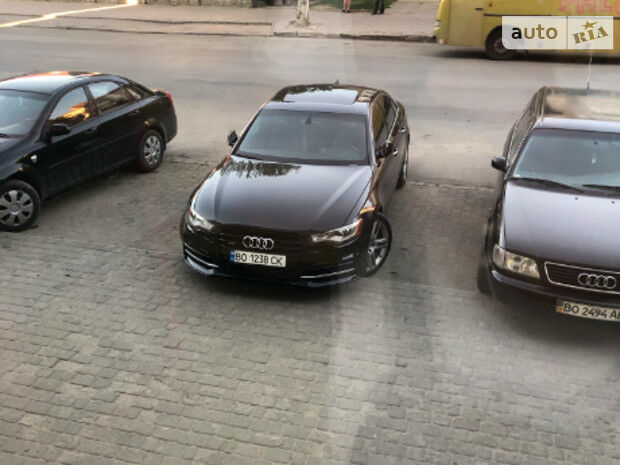 Ауди А6 2015 року Audi A6 2015 року