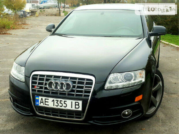 Audi A6 2010 года